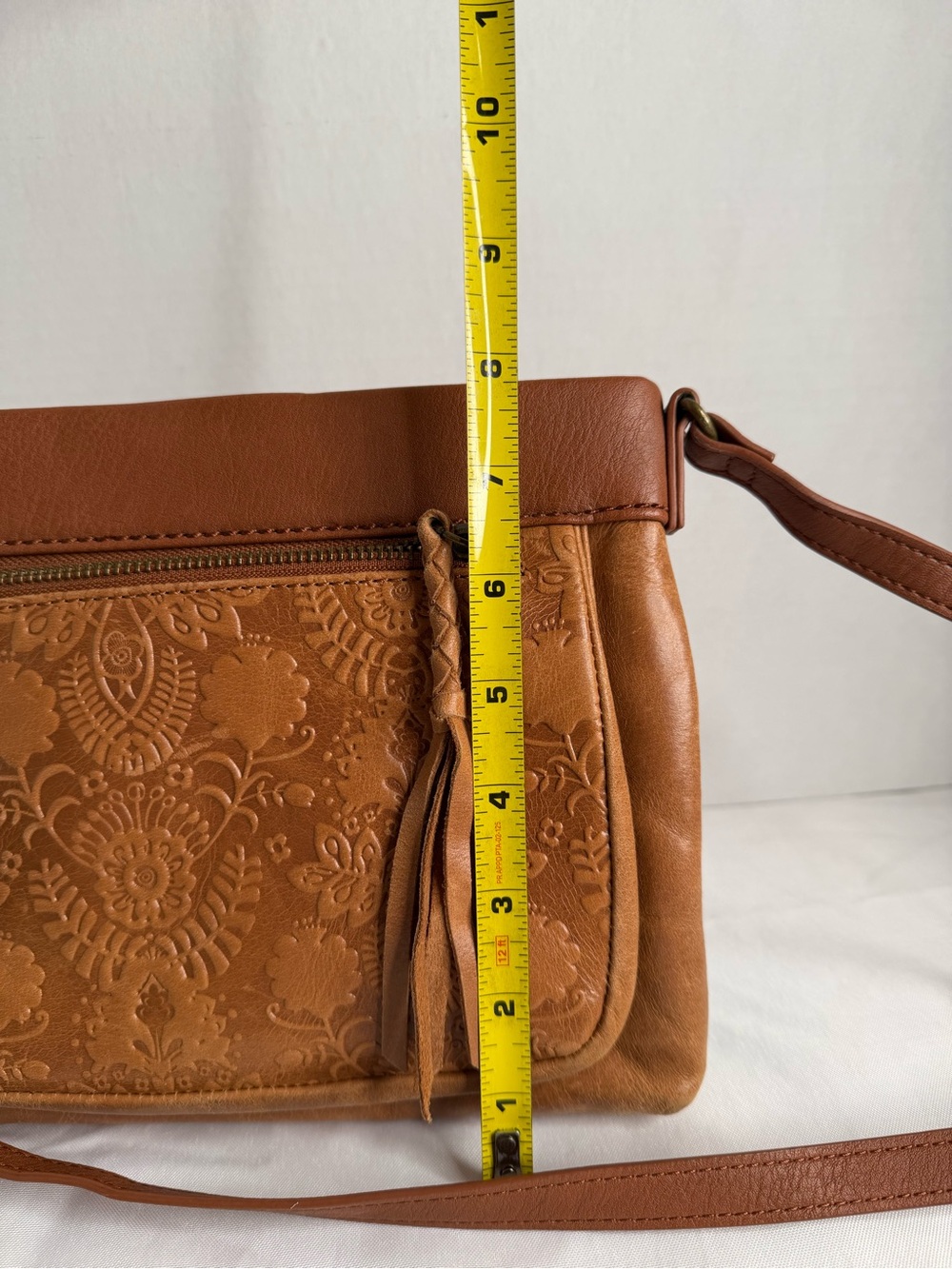 The Sak Sanibel Leather Crossbody Bag - Picture 3 of 8